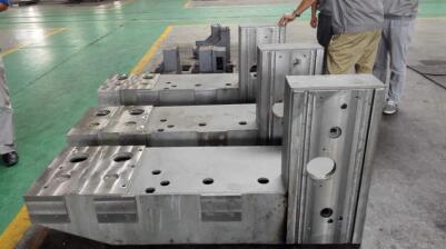 Tube Laser Cutting Machine China