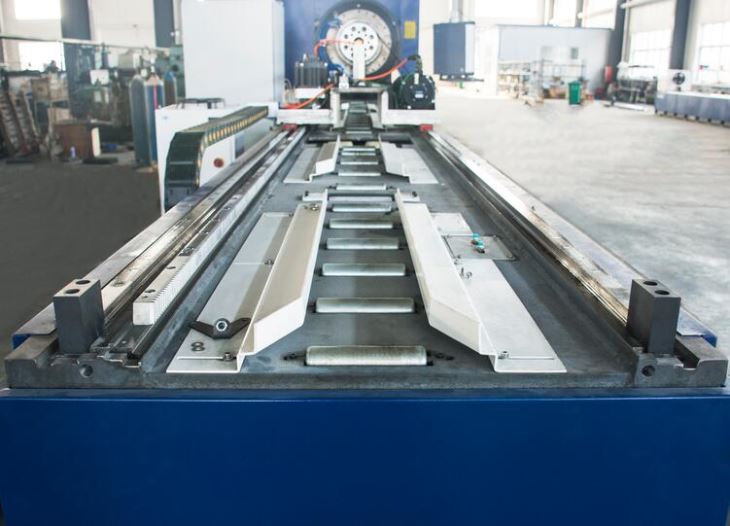 Metal Pipe Tube Fiber Laser Cutting Machine